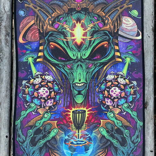 Alien Disc Golf Towel Alien Disc Golf Towel