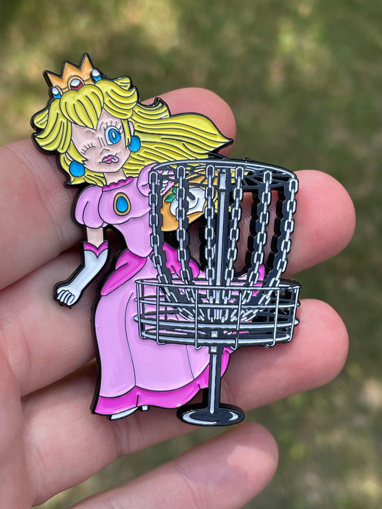 Princess Peach Disc Golf pin