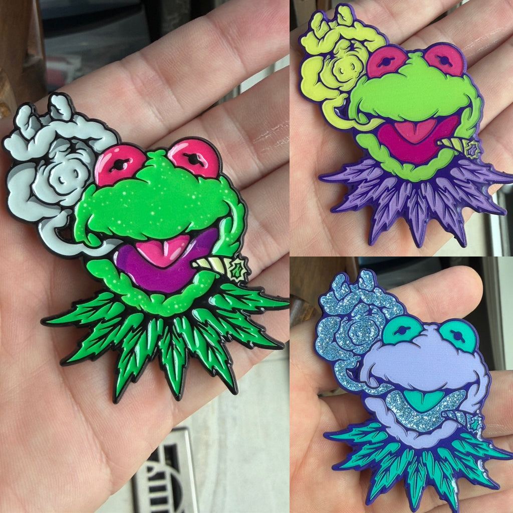Piggy Pack Pin (Born Ready Designs)