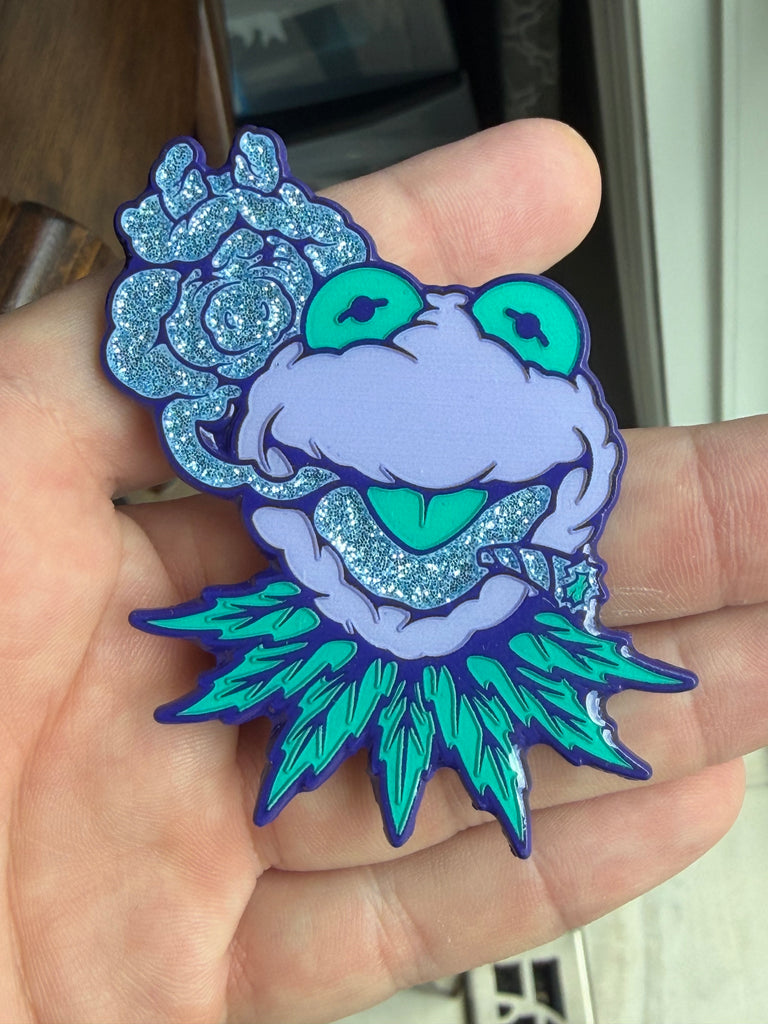 Piggy Pack Pin (Born Ready Designs)